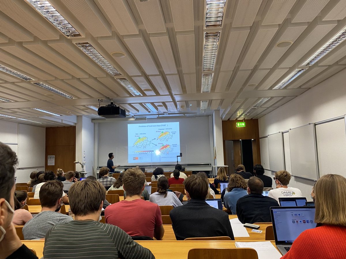 Lecture on heat-wave prediction in a full lecture hall